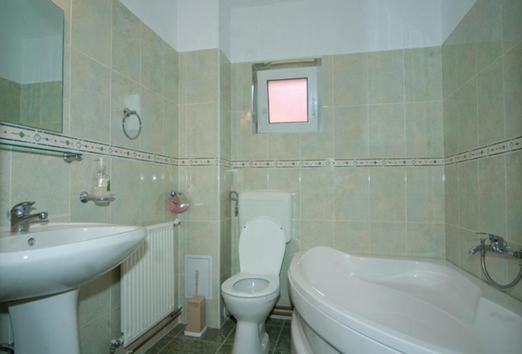 Pension Piatra Craiului Moieciu de Jos Room photo